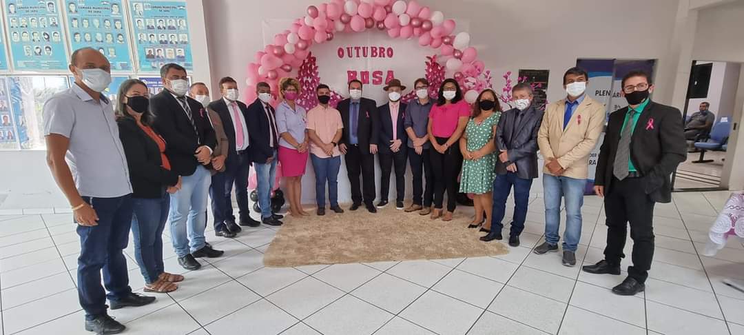 CÂMARA MUNICIPAL CELEBRA A CHEGADA DO OUTUBRO ROSA