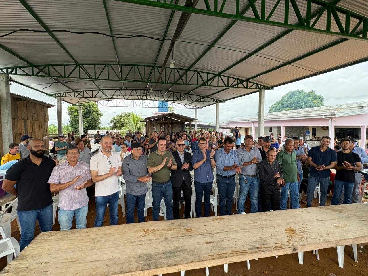 Câmara participa da criação da Associação de Produtores Rurais de  Jaru-Uaru e reforça apoio às famílias da região