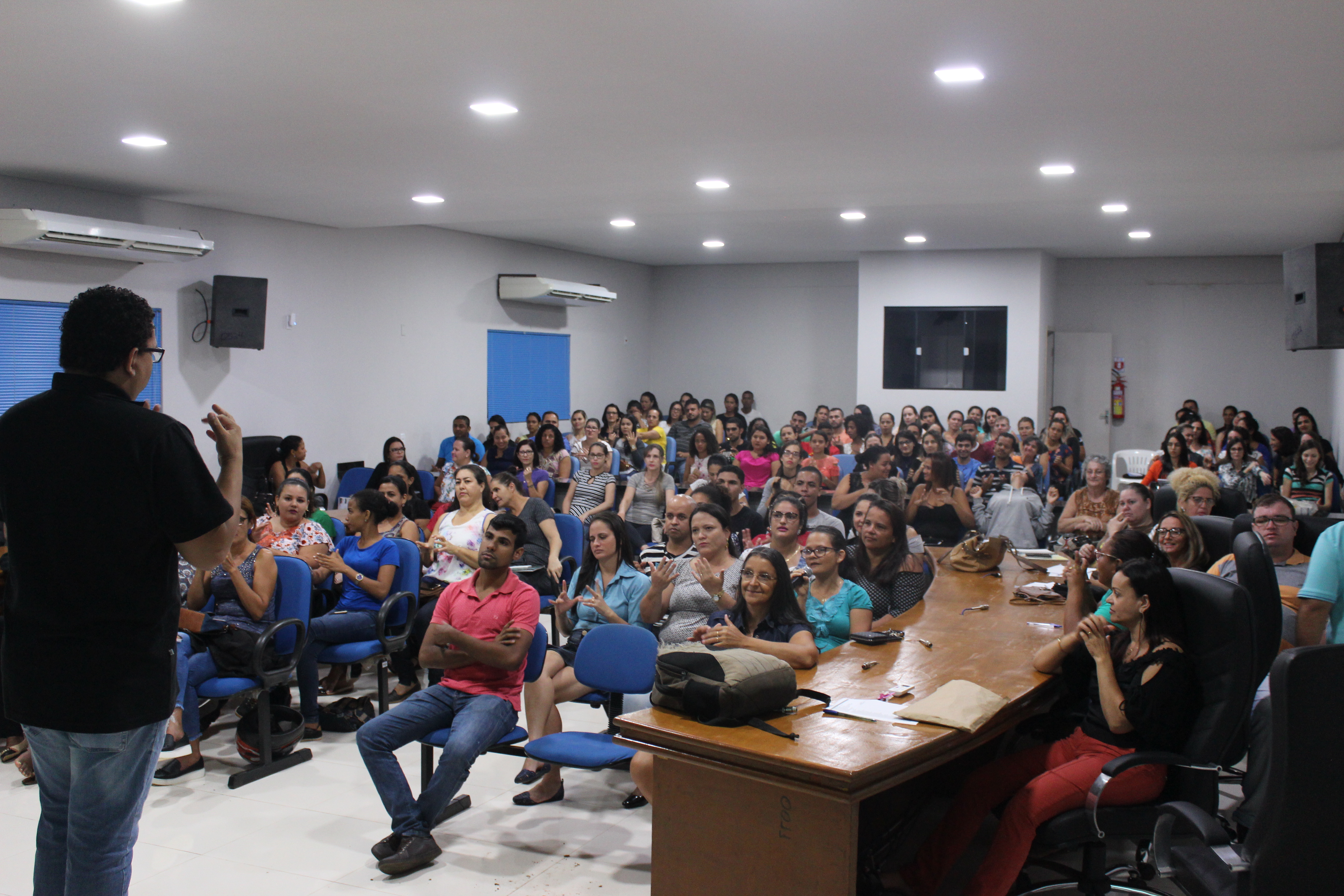 Inicia curso de LIBRAS na Câmara Municipal de Jaru